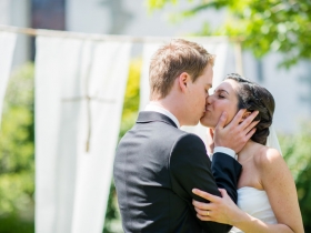 12-06-02-wedding-laurarobin-235